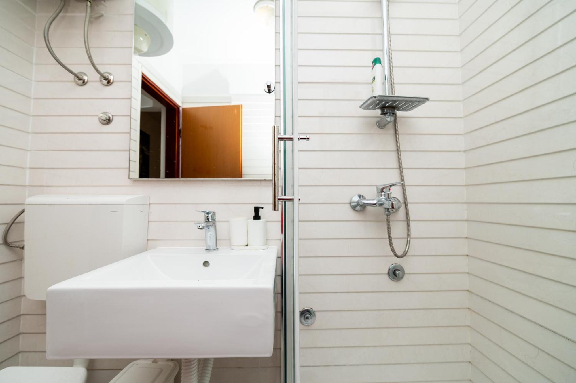 Apartments Vitoria 木洛希尼 外观 照片